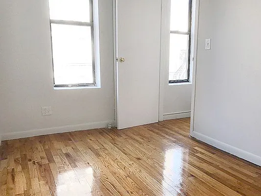 Rented by AJ Clarke | media 29