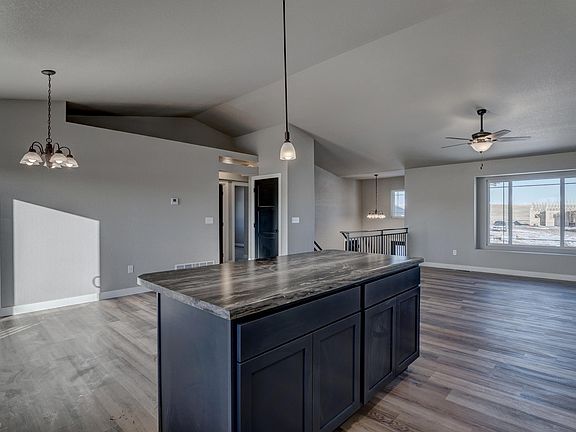4th image of 13847 RIATA LOOP Lot 28
