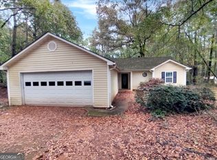 55 Myrtle Grove Ln, Covington, GA 30014