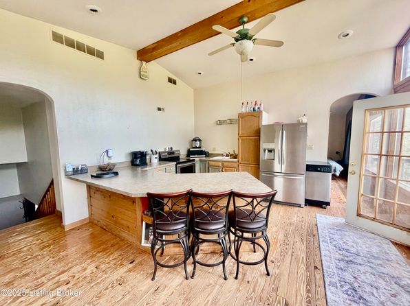 1945 W Highway 524, La Grange, KY 40031
