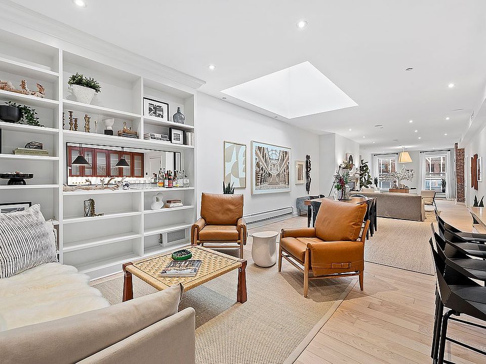 1st image of 405 Greenwich St Unit Penthouse