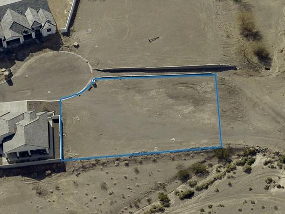 4th image of 2321 E Calle Madrid