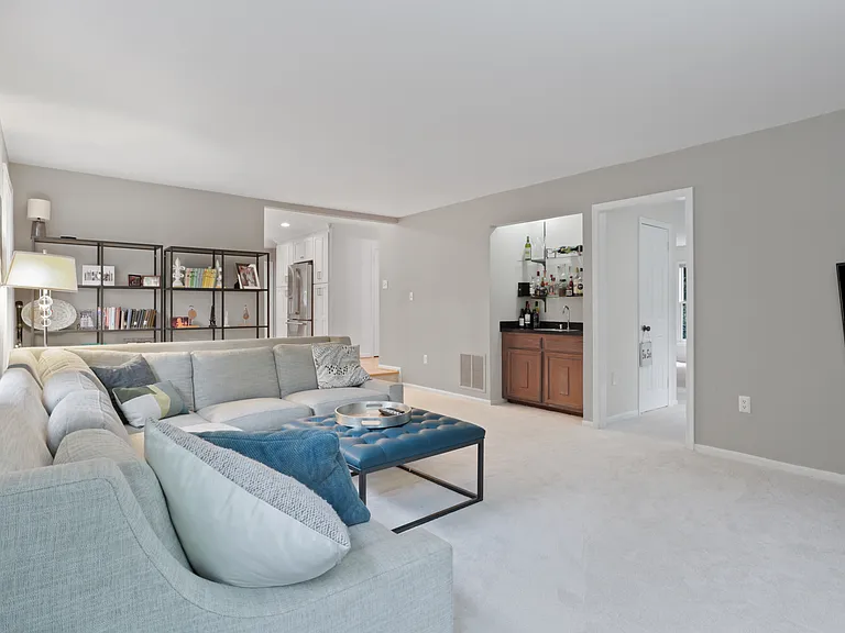 3366 Taleen Ct — Photo 11
