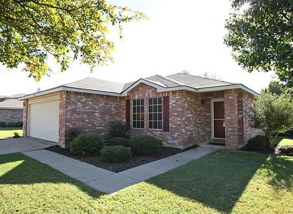 5th image of 9104 Seven Oaks Ln