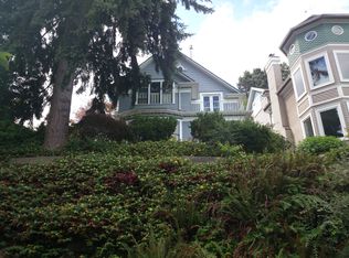 6658 E Green Lake Way N, Seattle, WA 98103