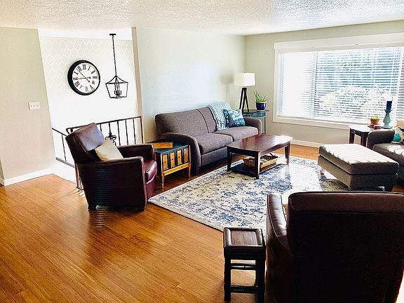 Upstairs living room