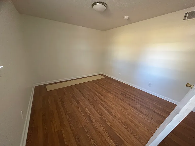 600 Eastbrook Dr NW — Photo 14