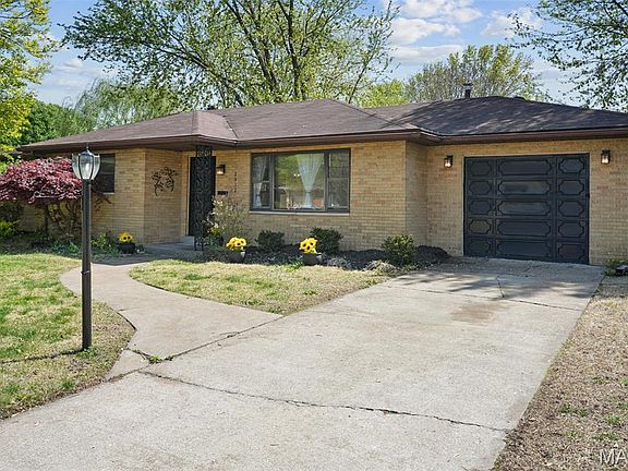 2nd image of 2312 Gary Ave