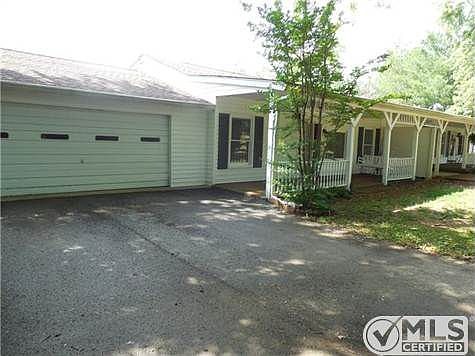 1st image of 3539 Carothers Pkwy