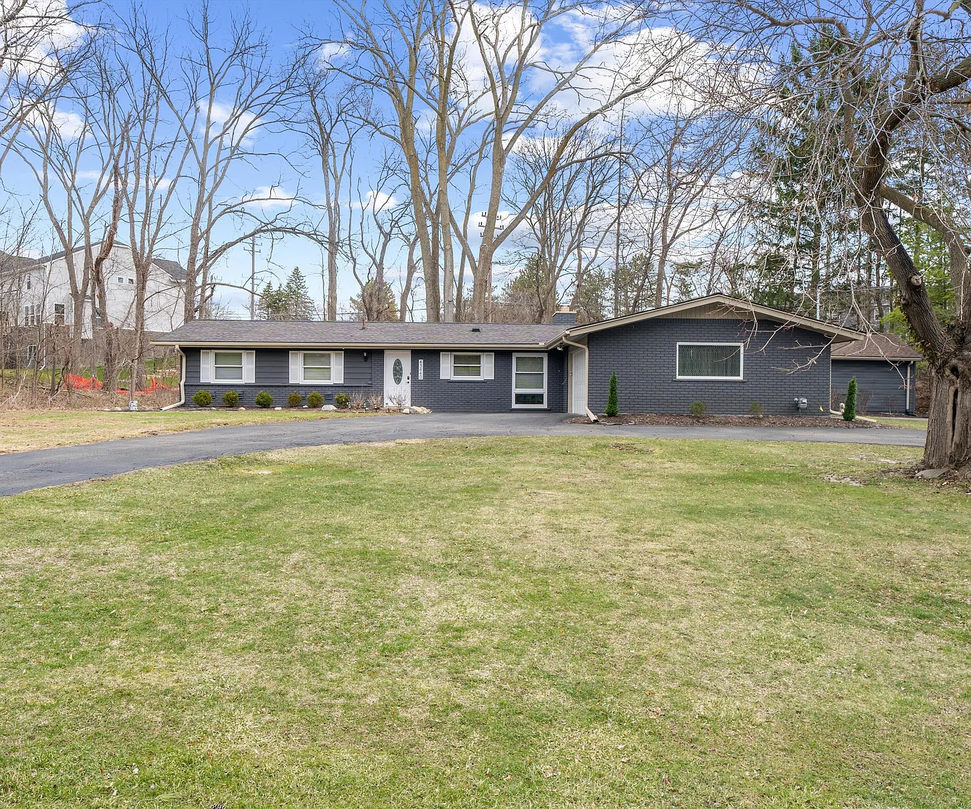 43440 Cottisford St photo 1