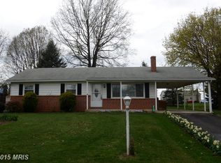8269 Scenic Dr, Shippensburg, PA 17257