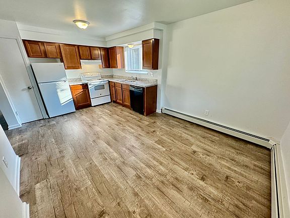 4th image of 1117 Lathers St APT 15