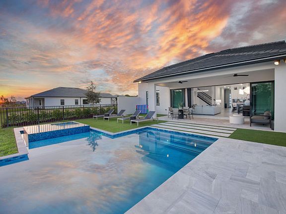 Covered Lanai with Pool