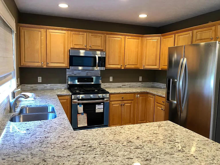 703 Maple Hill Ct SE — Photo 13