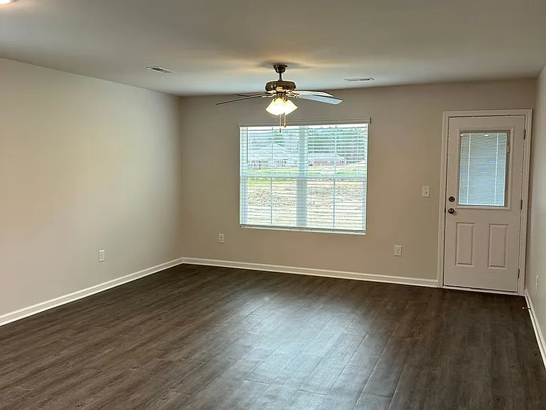 2122 Kilpatrick Ln — Photo 10