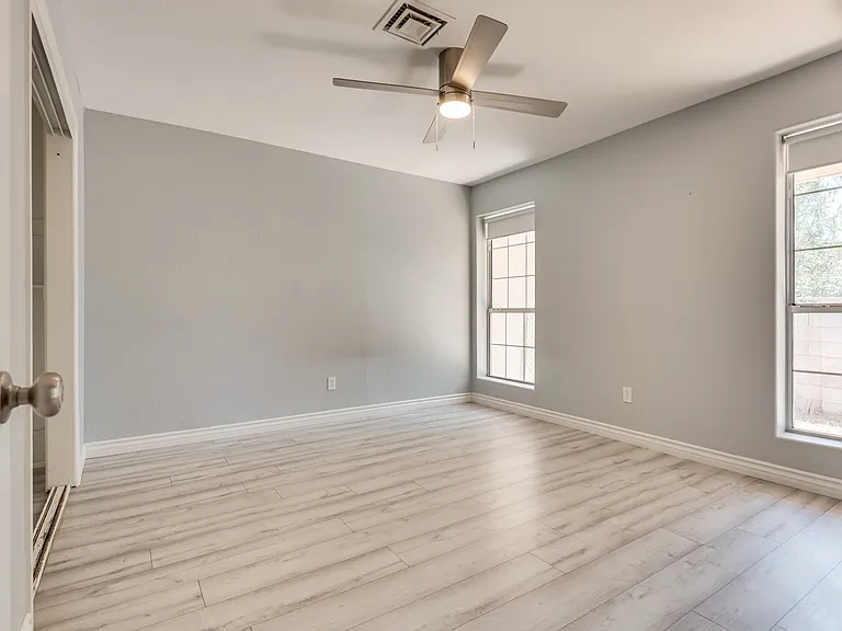 8626 Haven St — Photo 17