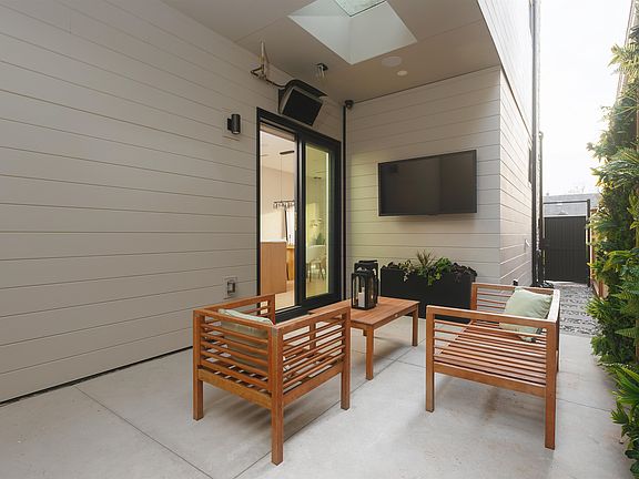 2nd image of 2637 W 12th Ave #1