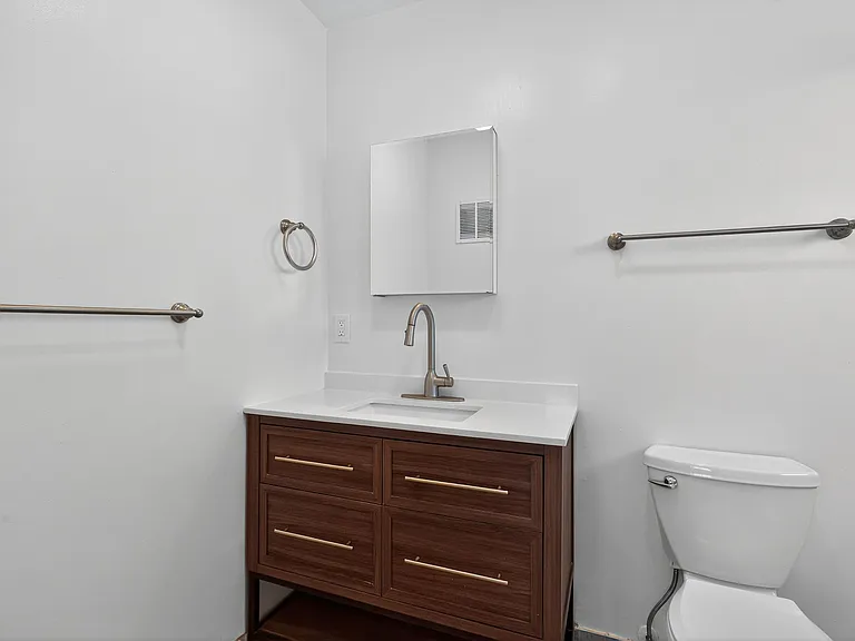 588 E. Mel Avenue - Hermosa Palms — Photo 20