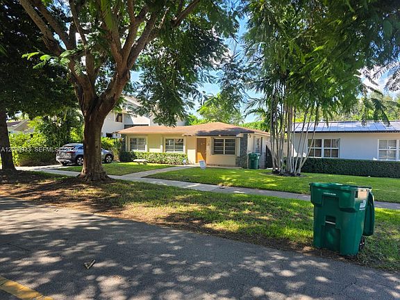 2nd image of 5869 SW 34th St