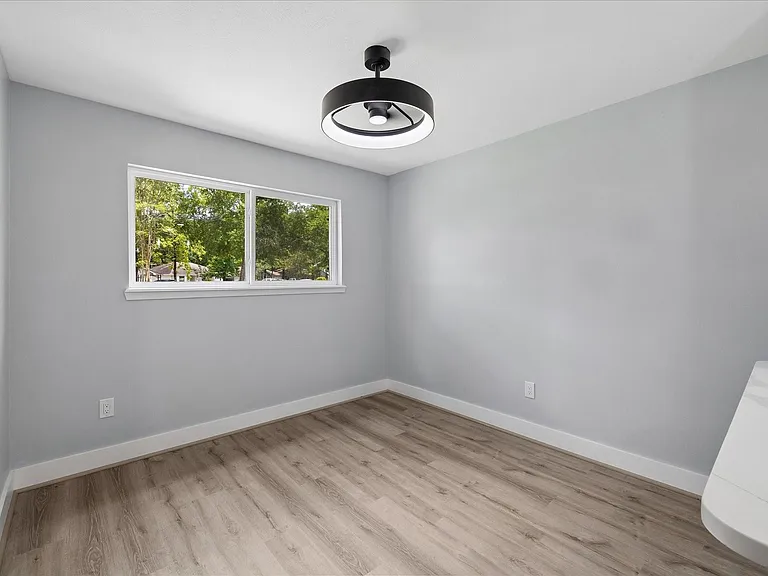 17 Oldstream Ct — Photo 10