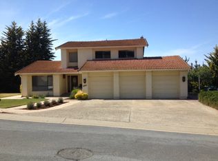 22712 Indian Springs Rd, Salinas, CA 93908