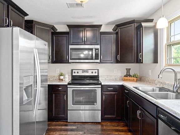 5th image of 1002 Orchard Hills Dr