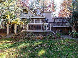 17 Middle Dunstable Rd, Nashua, NH 03062