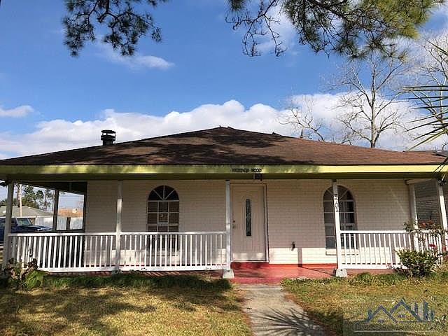 1st image of 3701 Friendswood Dr