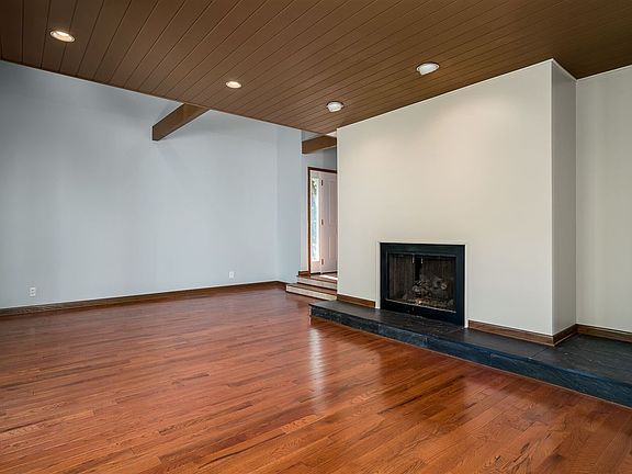 5th image of 2973 Cheroakwood Ln