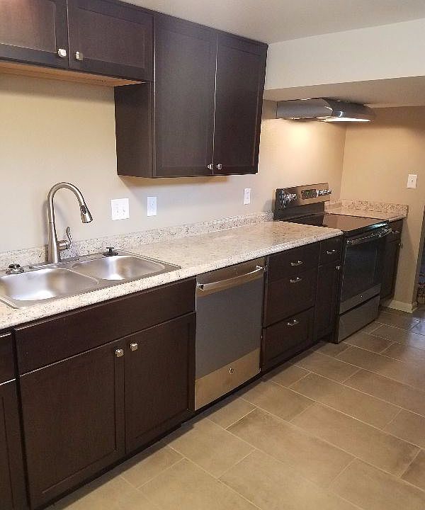 1st image of 406 W 104th St APT E