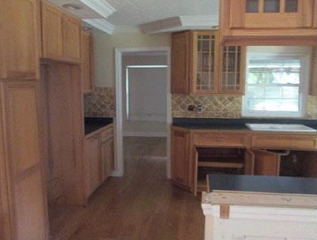 2nd image of 2125 14th St