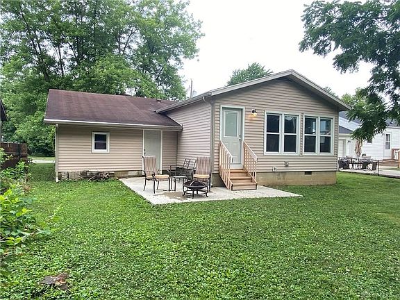 3rd image of 356 Brentwood Dr