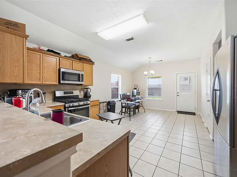 4718 Lonestone Cir — Photo 8