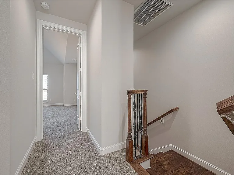 2634 Texas St — Photo 30