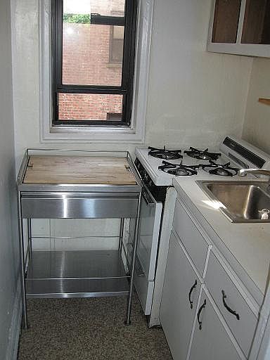 2nd image of 195 Underhill Ave APT 3D