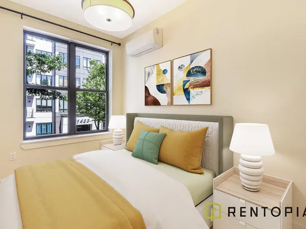 1426 De Kalb Avenue image 4 of 6