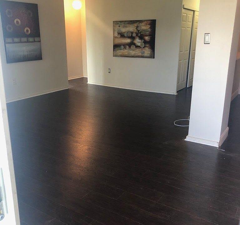 2nd image of 514 Barclay Towers