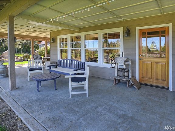 3rd image of 5527 NE Bear Hill Way