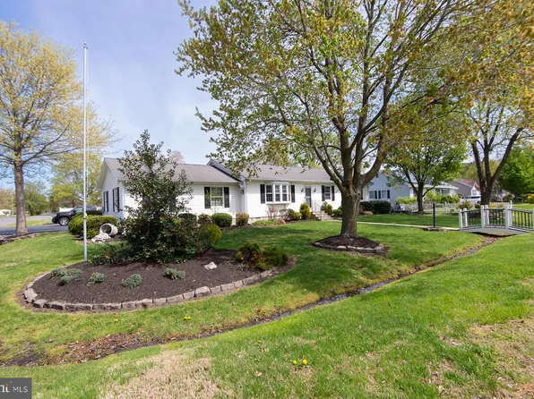 19 Holly Ter, Cambridge, MD 21613