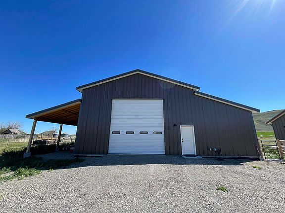 5th image of 159 E Foothill Dr