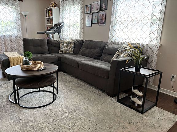 4th image of 9204 Crystalwood Ln