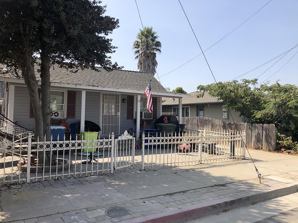 1st image of 701 3rd St
