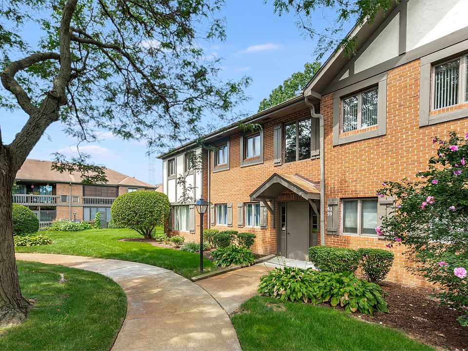 1st image of 59 Parliament Dr E Unit 59