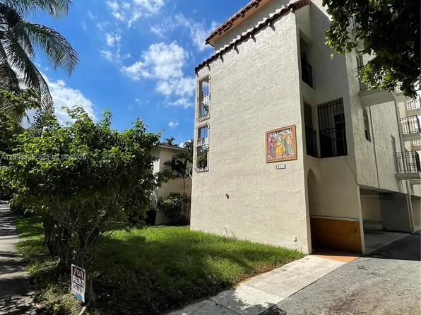 211 Sidonia Ave APT 1, Miami, FL 33134