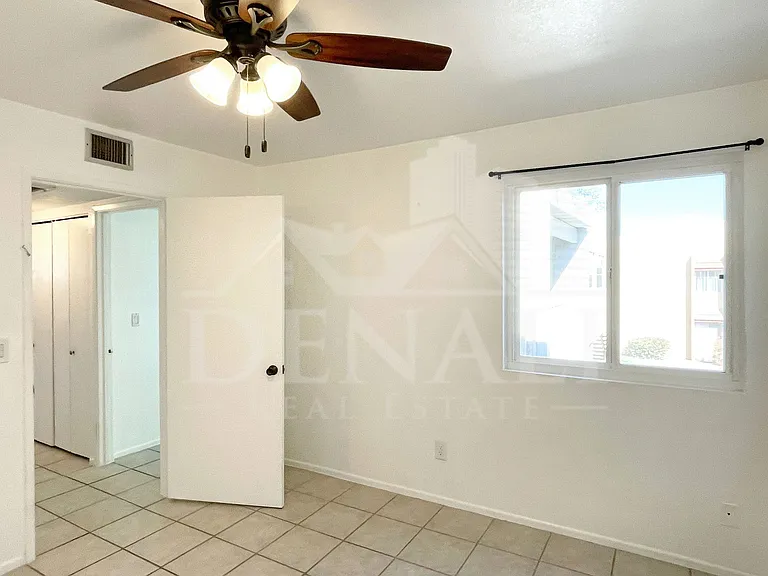 822 S Langley Ave #207 — Photo 11