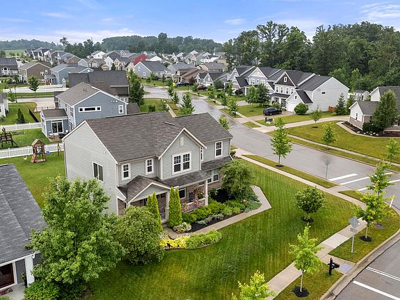 5th image of 1488 Adena Pointe Dr