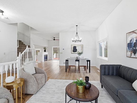 4th image of 117 117th Ave NW