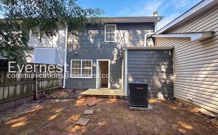 1592 King James Dr — Photo 32