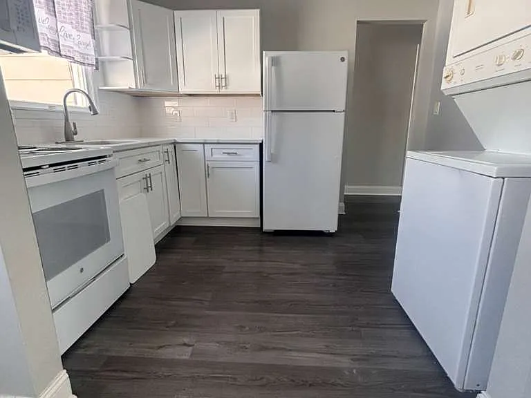 1450 S Olden Ave #2 — Photo 6