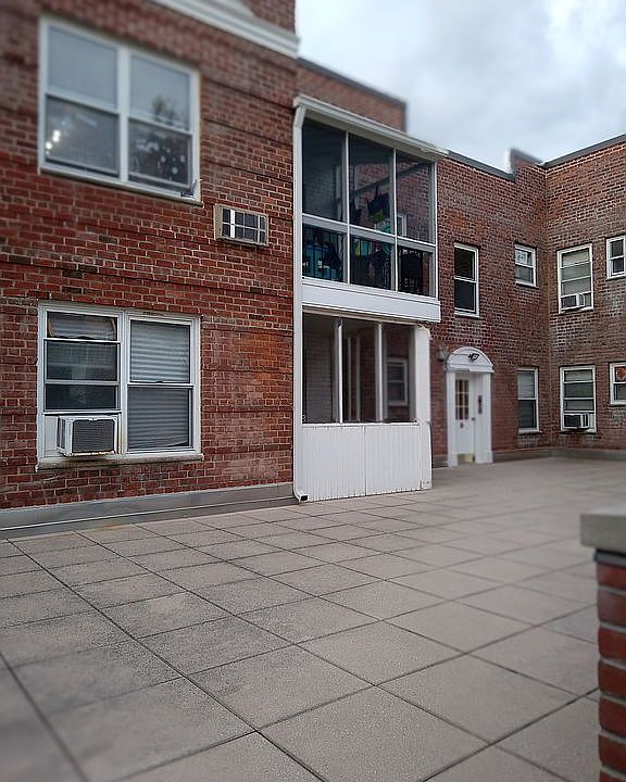 2nd image of 284 Central Ave #E5